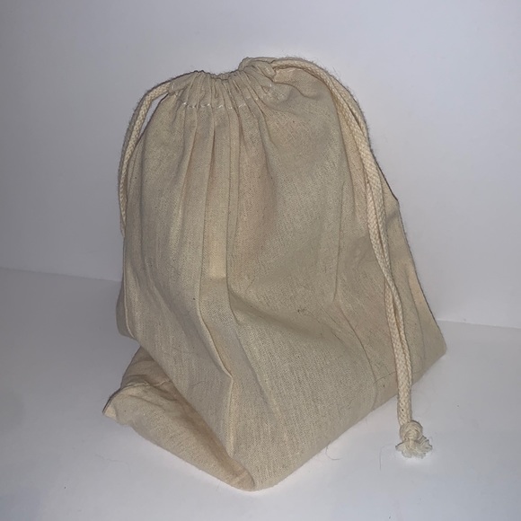 Bobbi Brown Canvas Drawstring Pouch - Picture 4 of 8